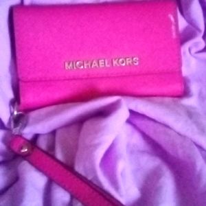 Michael kors pink phone case wallet